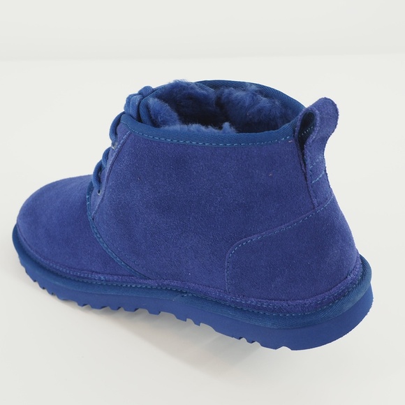 UGG Neumel Lace-Up Heritage Chukka Boots - Picture 6 of 10